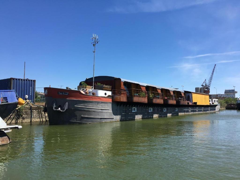 Botel Superbe Peniche En Centre 2*