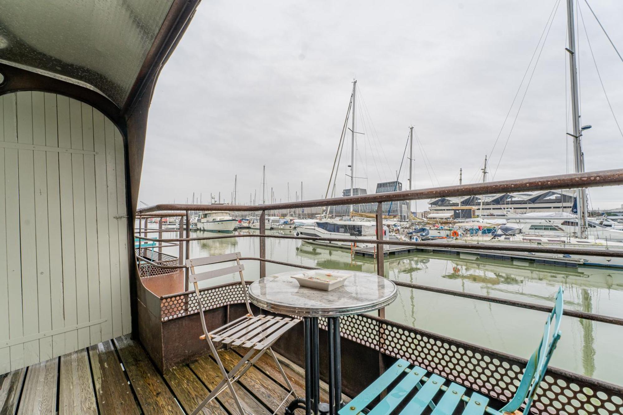 Botel La Petite Annick